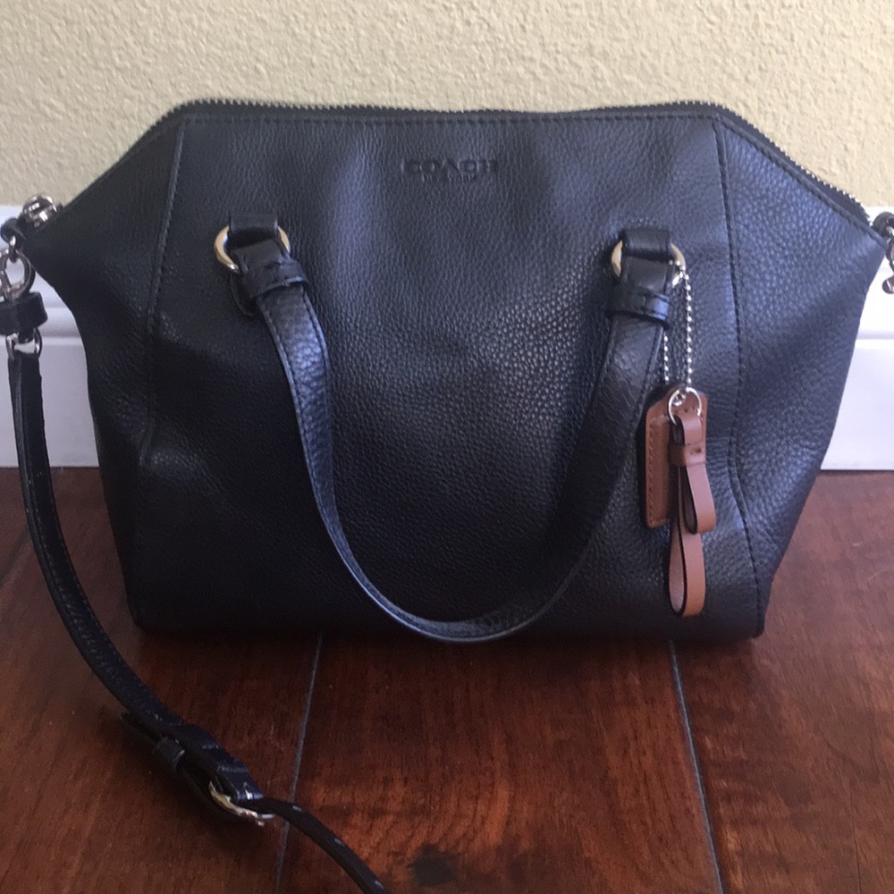 Coach black shoulder strap bag
